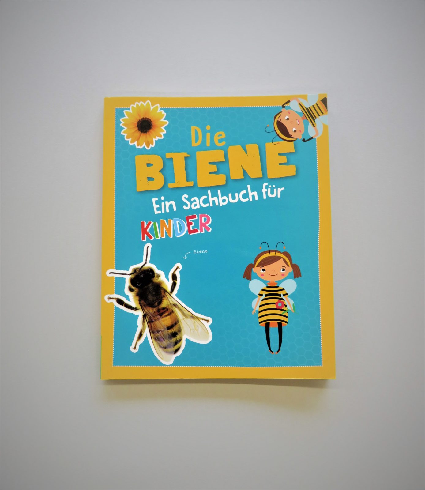 Buch „Die Biene. Ein Sachbuch für Kinder“ Dehner Bienen Imkereibedarf Bienenwohnungen aus